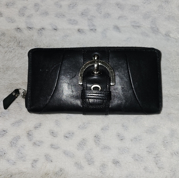 Vintage Coach Black Leather Soho Buckle Expandable Wallet. - Picture 1 of 9